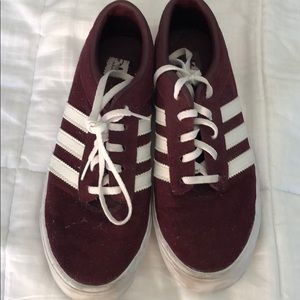Maroon addidas